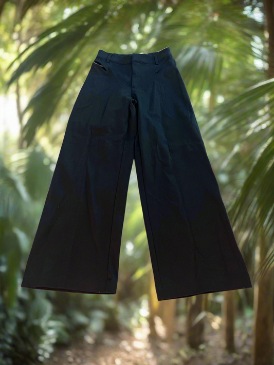 Alo Yoga Black Pant Size Small New without Tags